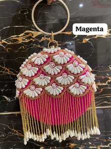 Monedero de mano bordado con cuentas elegante de alta demanda con cierre de botón duradero Ideal para Gala de alfombra roja y eventos formales - Product Image 2