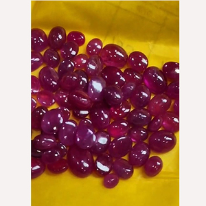 Lote de 65 Piezas de Rubí de Bangkok de 7mm a 12mm, Cabujón Ovalado, 196 Quilates, Iroc Sales, Gemas de Alta Calidad Rellenas de Vidrio, US$98 por Todo el Lote - Product Image 2