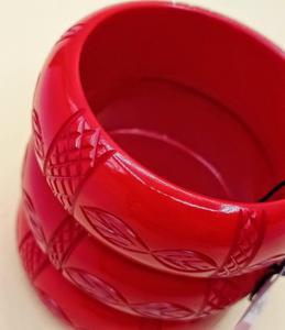 Brazaletes de resina hechos a mano para mujer, flores curvas con estilo, estilo de fiesta clásico - Product Image 2