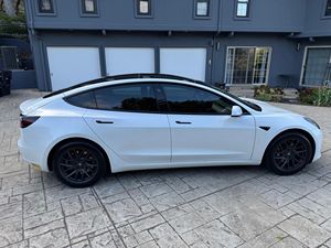 USED LHD/RHD 2022 TESLA MODEL 3 RWD - Product Image 2
