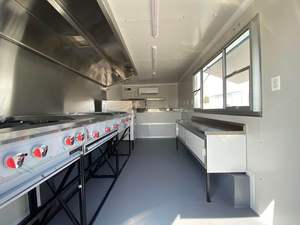 Camion de restauration de rue entièrement équipé, restaurant, conteneur à burgers et pizzas, camion de cuisine avec cuisine complète en extérieur - Product Image 2