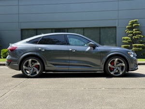 Mejor Oferta para el SQ8 e-tron Sportback Prestige 2024, Listo para Entrega - Product Image 2