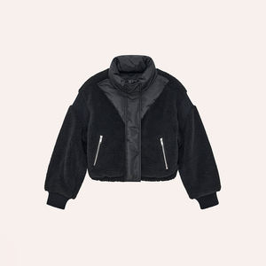 Vêtements de sport à fermeture éclair Indemand, veste matelassée surdimensionnée pour femmes, vêtements d'hiver tendance élégants, veste à boutons pression sur le devant avec logo personnalisé - Product Image 5