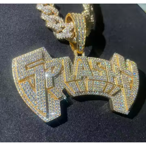 Colgante de moissanita moderno estilo hip-hop con letras personalizadas, diseño para regalos - Product Image 2
