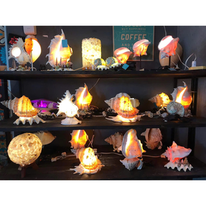 Lámpara de concha marina y alta calidad hecha a mano de Vietnam, buena calidad artesanía de moda Vietnam 99 DATOS DE ORO - Product Image 1