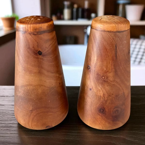 Juego de sal, pimienta y mostaza de madera de teca con bandeja a juego, juego de especias de madera con bandeja, soporte para sal, pimienta y mostaza de teca - Product Image 1