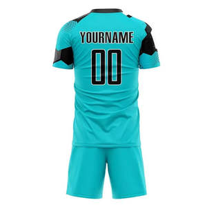 Conjunto de uniformes de fútbol personalizados de primera calidad para hombres y mujeres, paneles de malla transpirable, pretina elástica y tela de rendimiento antibolitas - Product Image 4