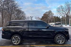 USADO LHD/RHD 2025 LINC0LN NAVIGAT0R L RESERVE SUV Blindado - Product Image 3