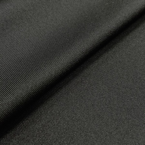 ผ้าเจอร์ซีย์ถักเนื้อนุ่ม ยืดได้ 4 ทิศทาง ผลิตจากโพลีเอสเตอร์ 100% น้ำหนัก 208 กรัม/ตร.ม. สีดำ เหมาะสำหรับเสื้อผ้าเด็กชาย เด็กหญิง และชุดโยคะสำหรับผู้หญิง ใช้เป็นผ้าซับในสำหรับชุดออกกำลังกาย - Product Image 2
