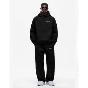 Sudadera con Capucha Negra Sólida Personalizada con Logotipo para Hombre y Pantalones Deportivos a Juego, Conjunto Deportivo Trackstar OEM de Marca Privada - Product Image 1