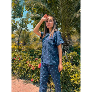 Ensemble chemise imprimée boutonnée et pyjama en coton macaron premium pima pour femme - Product Image 3