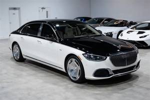 รถยนต์เมอร์เซเดส-เบนซ์ มายบัค เอส680 4MATIC ปี 2023 สีขาว เกียร์อัตโนมัติ เครื่องยนต์เบนซินเทอร์โบ ล้อแม็กขนาด 21 นิ้ว เบาะหนัง ไฟ LED หลังคาพาโนรามา - Product Image 3