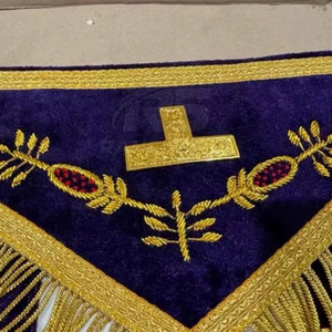 Tablier maçonnique en gros, conception personnalisée disponible, tablier maçonnique avec broderie dorée, utilisation en loge, tablier maçonnique artisanal personnalisé - Product Image 4