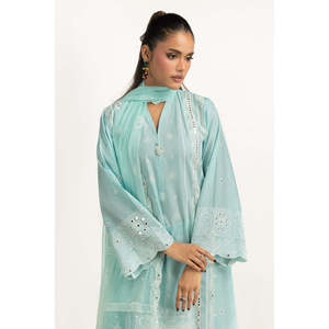 ชุดสูทผ้าลอนปักเลื่อม 3 ชิ้น รุ่น IUSTKSD-2155 สำหรับฤดูร้อนและอากาศอบอุ่น - Product Image 2