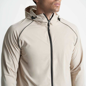 Survêtements pour hommes en tissu doux offrant un confort actif, une liberté de mouvement et un style athlétique élégant, idéal pour la course à pied et le fitness - Product Image 5