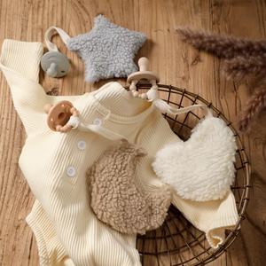 Tétine en laine faite à la main pour bébé - Product Image 5