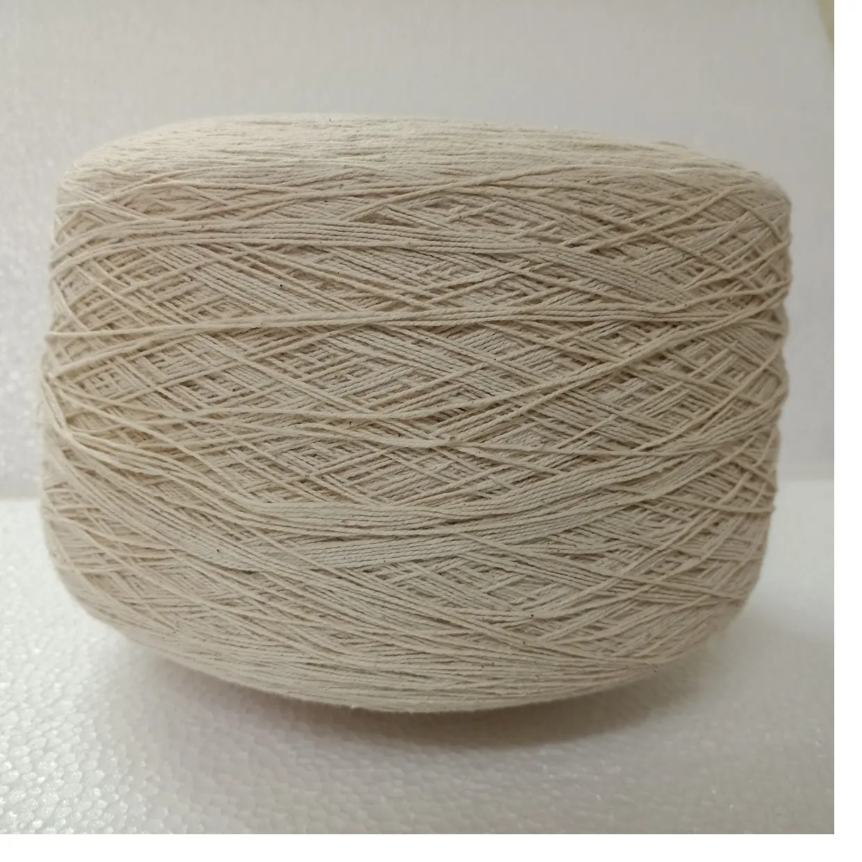 Filato di aloe vera in fibra naturale su misura in conteggio 20/2 NM ideale per negozi di filati e fiber adatto per artisti tessili