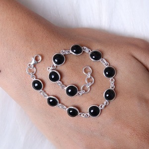 Pulsera de ónix negro con piedras preciosas hechas a mano de Plata de Ley 925, joyería clásica sólida 925, regalo de boda de la mejor calidad, joyería de estilo bohemio - Product Image 3