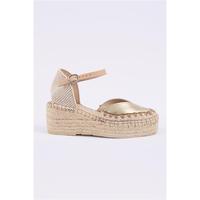 Espadrille à talon compensé fermé