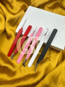 Nouveau revêtement en poudre de différentes couleurs de haute qualité et différents styles pince à épiler d'extension de cils à pointe argentée Instruments de beauté - Product Image 4