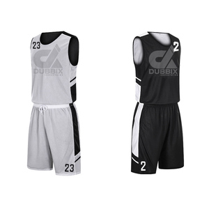 Conjunto de Uniforme de Baloncesto Personalizable, Reversible y Transpirable, 100% Poliéster Sublimado, con Letras en la Parte Delantera - Product Image 1