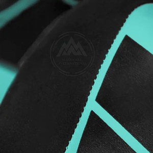Guantes de boxeo de cuero PU personalizables de alta calidad con empuñaduras Nuevo diseño para entrenamiento de artes marciales personalizado - Product Image 6