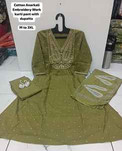 Ensemble Salwaar Kameez Anarkali pour femmes de style ethnique indien avec dupatta, broderie, pour mariage, fête festive, Kurti et pantalon - Product Image 3