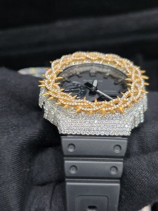 Reloj Unisex de Lujo en Plata 925 con Bisel de Diamantes Moissanite VVS, Estilo Espinas Heladas para Bodas y Fiestas - Pantalla Digital, Joyería Hiphop - Product Image 4