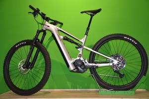 Pure Performance 2025-2026 MOTERRA NEO 3-Bicicleta de montaña eléctrica lista para enviar a todo el mundo - Product Image 4