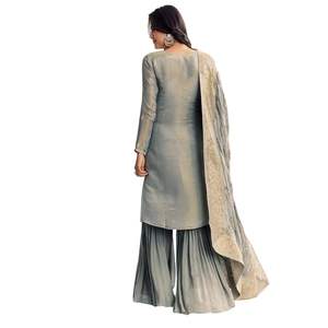 ชุดสูทผ้าเนื้อเยื่อสีเขียวเข้มพร้อมคัทดานาและมอตี้ชุดปาร์ตี้สำหรับสตรีมีสไตล์ - Product Image 5