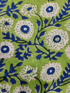 Tissu en coton indien fait à la main avec broderie florale bloquée à la main en lin imprimé à la main pour textile à la maison et chemises - Product Image 5