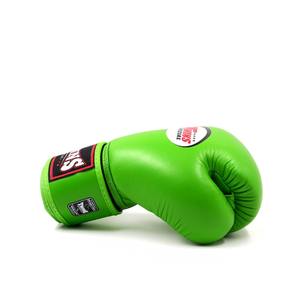 Gants de boxe jumeaux personnalisés de haute qualité en gros, logo personnalisé, cuir véritable, gants de kickboxing, de frappe, de sparring, de Muay Thai - Product Image 3
