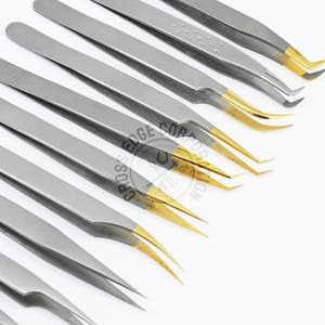 Pinza para Extensión de Pestañas con Punta de Fibra y Agarre Plano Personalizado, Recta, de Acero Japonés de Grado Quirúrgico - Product Image 6