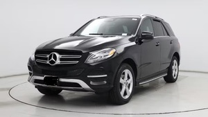 เมอร์เซเดส-เบนซ์ GLE 350 SUV RWD ปี 2017 สภาพดี ใช้งานน้อย - Product Image 4