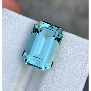 Aigue-marine naturelle bleu-vert de qualité supérieure, taille émeraude, 7,20 CT, provenant du Nigéria, 14x9,3x7,3 mm - Product Image 1