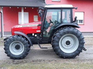 Tracteur agricole à roues 4x4 Massey Ferguson 4445 rouge, équipement agricole haute productivité - Product Image 5