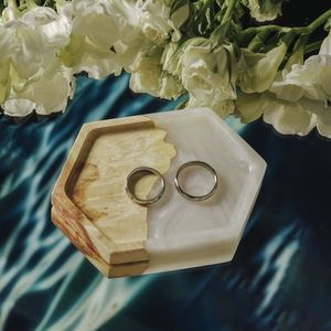 BOOST HANDMADE Vente en gros de propositions de fiançailles Boîte à bagues à bijoux en bois et résine à double fente unique pour mariage - Product Image 2
