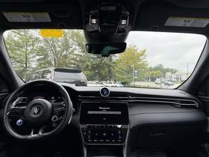 Increíble Maserati Grecale GT AWD 2024 Usado en Perfectas Condiciones, con Poco Kilometraje, Disponible a un Precio Increíble - Product Image 4