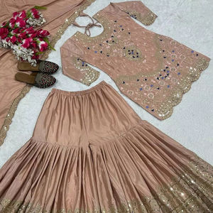 Designer indien exclusif ethnique Bollywood porter nouveau lancement Georgette Punjabi à volants Sharara Palazzo costume à prix raisonnable - Product Image 1