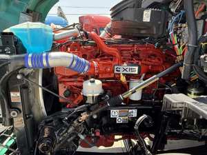 Compre Aquí: Camión Semirremolque Usado de Calidad, Modelo T680 2021, 450HP, Transmisión Automática de 12 Velocidades, Listo para Enviar - Product Image 5