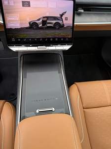 2026 แกรวิตี้ ดรีม อิดิชั่น 1,070 แรงม้า, ระบบขับเคลื่อนสี่ล้อแบบมอเตอร์คู่, อุปกรณ์ครบครัน - Product Image 4