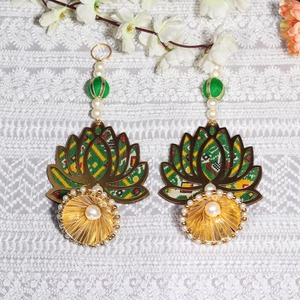 ม่านแขวนผนังดอกบัวสำหรับตกแต่งบ้านใหม่ฉากหลังดอกไม้งานแต่งงานอินเดียฮาลดิเมนตกแต่งเวทีของขวัญประตู - Product Image 2