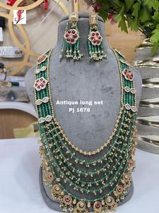 Bijoux de mariée exclusifs Kundan ensemble de mariage bijoux en laiton élégants avec des détails exquis beauté intemporelle pour les cadeaux - Product Image 3