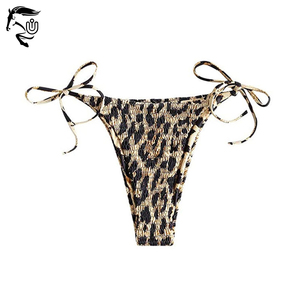 2025 Conjuntos de bikini con estampado de sublimación personalizado completo | Ropa de playa de verano para mujeres con estampados únicos" - Product Image 5