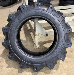 Neumático agrícola sin cámara KUMA KN114 fabricado en Vietnam para condiciones de barro o secas, con garantía de durabilidad. - Product Image 2