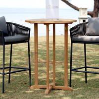 Mesa de Comedor de Estilo Moderno en Oferta, Hecha de Madera Maciza para Uso en Exteriores, Cafeterías, Villas o Apartamentos
