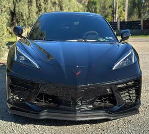 Coupé 2024 con Tracción en las Cuatro Ruedas, Motor de 4.5L de Aspiración Natural, Euro IV, Asientos de Cuero, Bajo Kilometraje, Caja de Cambios Automática, Volante a la Izquierda, Gasolina - Product Image 1