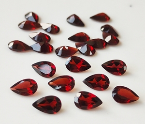 พลอยโกเมนสีแดงธรรมชาติแบบแฮนด์เมดตัดเป็นเหลี่ยมเพชรพลอยหลวม3x5mm-8x12mm ลูกแพร์ทำด้วยมือสำหรับทำเครื่องประดับ - Product Image 2