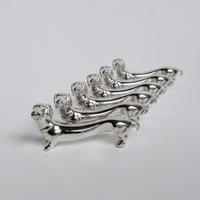 Magnifique ensemble de repose-baguettes modernes et élégants en acier inoxydable, 6 pièces, plaqué argent, en forme de chiens teckel, écologiques, pour fêtes