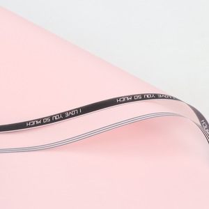 Bordo lettere "<span class=keywords><strong>ti</strong></span> <span class=keywords><strong>amo</strong></span> così <span class=keywords><strong>tanto</strong></span>" pellicola da imballaggio Bouquet per negozi di fioristi che confezionano fiori coreani carta da imballaggio impermeabile - Product Image 5